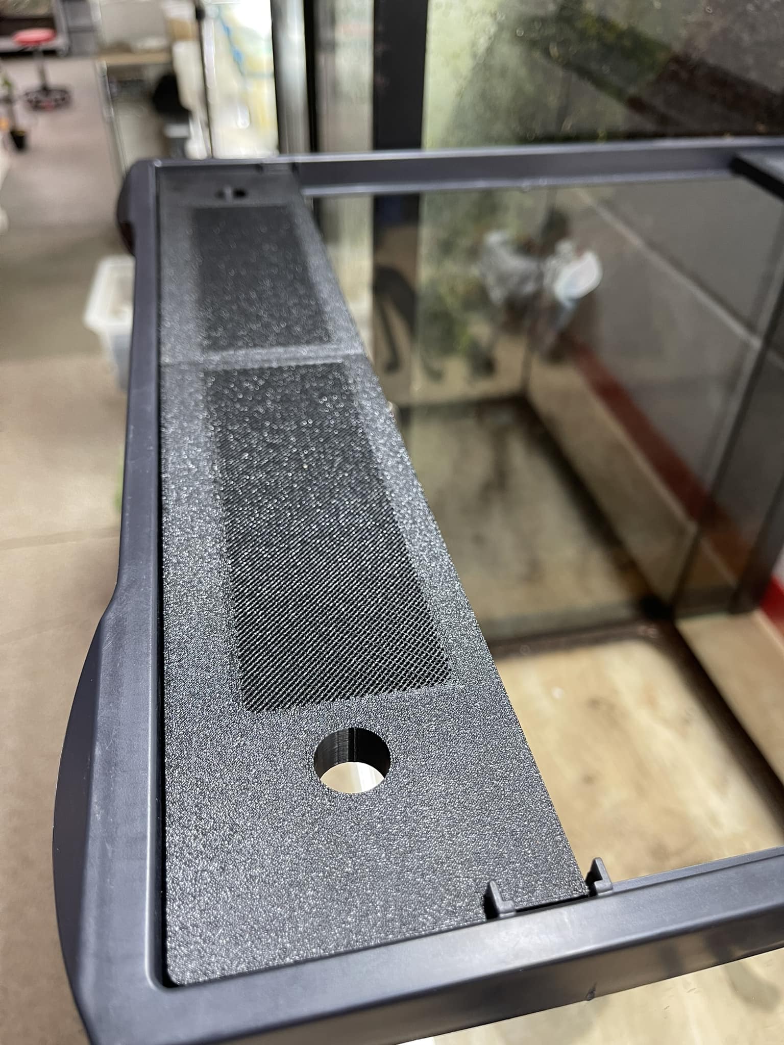 Custom Replacement Top for 18" Zoomed Terrariums – Humidity Retaining with Fly-Proof Ventilation