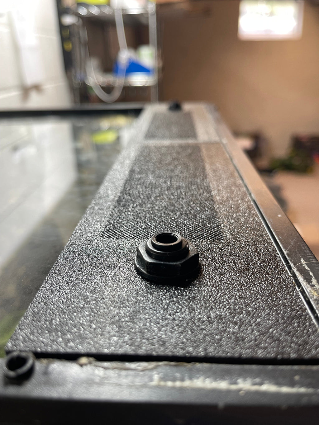 Custom Replacement Top for Zoomed Terrariums – Humidity Retaining with Fly-Proof Ventilation