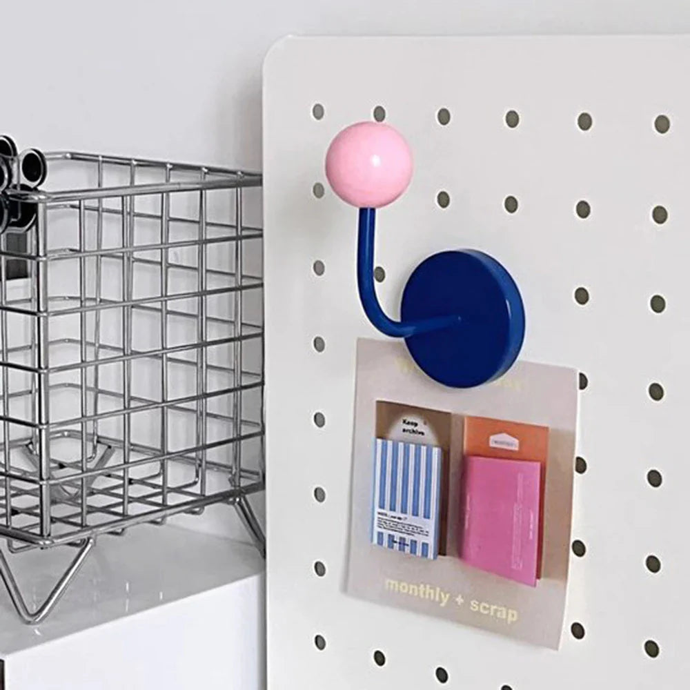 1PC Color Creative Magnetic Hook No Punch Magnetic Hook Kitchen Bathroom Door Refrigerator Strong Traceless Decoration